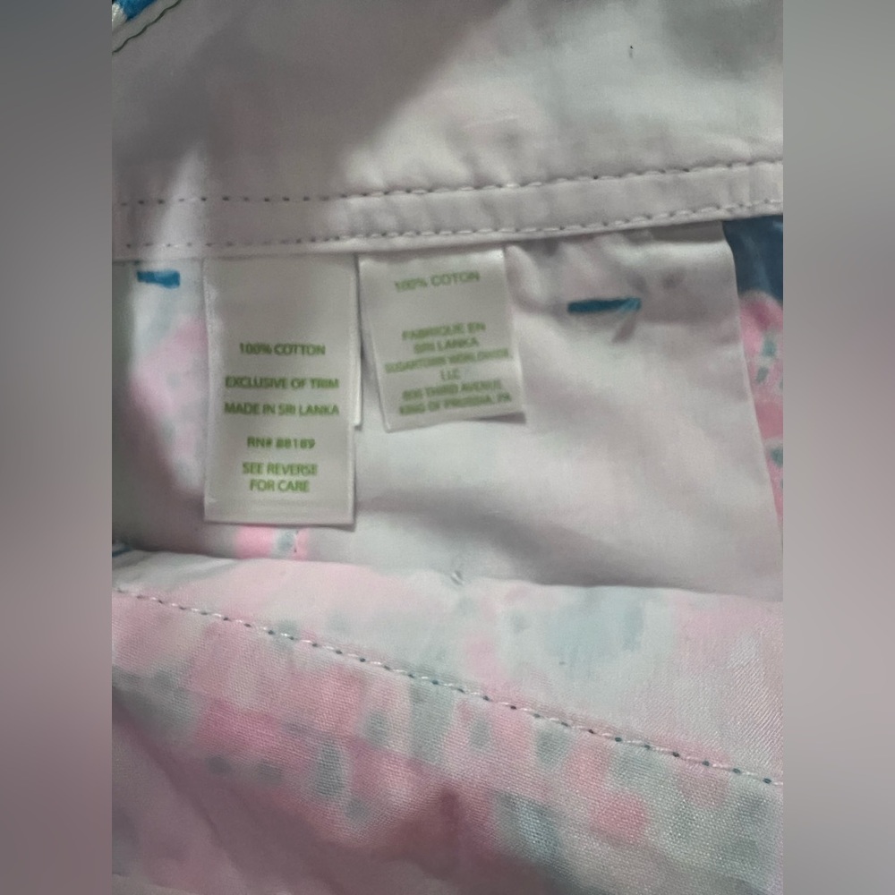 Lilly Pulitzer size 14 Callahan shorts in Let’s Cha Cha - Picture 4 of 5